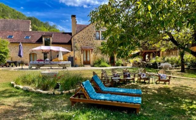 Esparoutis Chambres D'Hotes Du Charme Saint-Cybranet Esterno foto